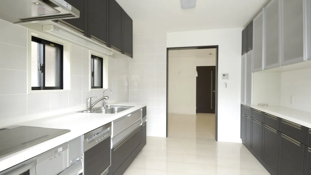 BuyMyBiz - Premium Kitchen & Bathroom Retailer [BMB10625]